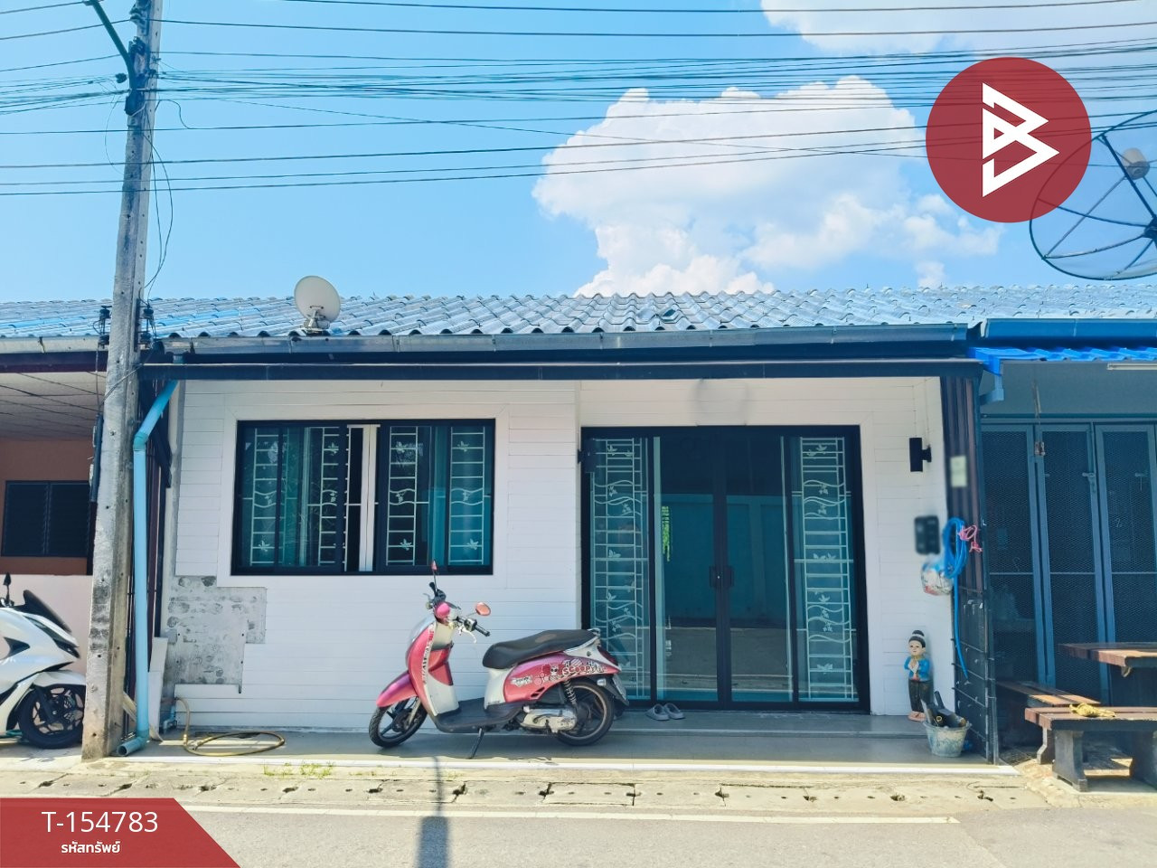 ขายทาวน์เฮ้าส์ชั้นเดียว เนื้อที่ 32 ตร.วา บ้านปรก สมุทรสงคราม
