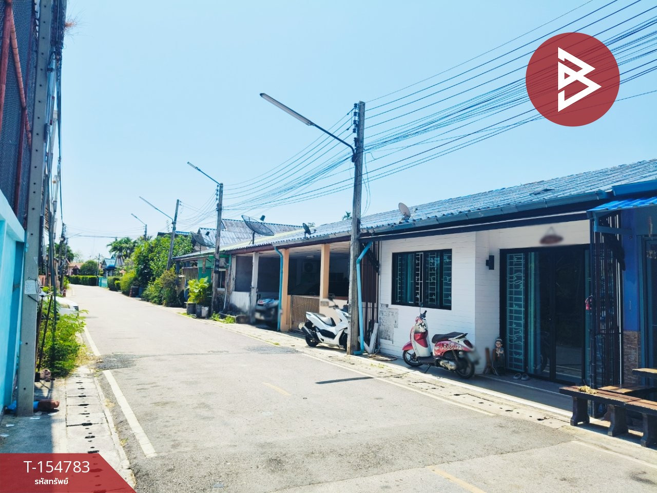 ขายทาวน์เฮ้าส์ชั้นเดียว เนื้อที่ 32 ตร.วา บ้านปรก สมุทรสงคราม