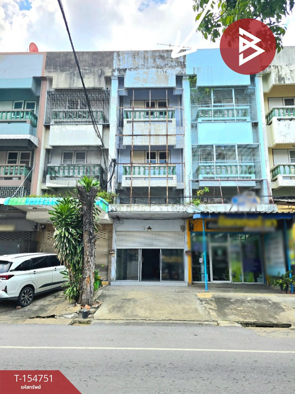 ขายอาคารพาณิชย์ 3 ชั้น เนื้อที่ 17 ตร.วา สนามจันทร์ นครปฐม