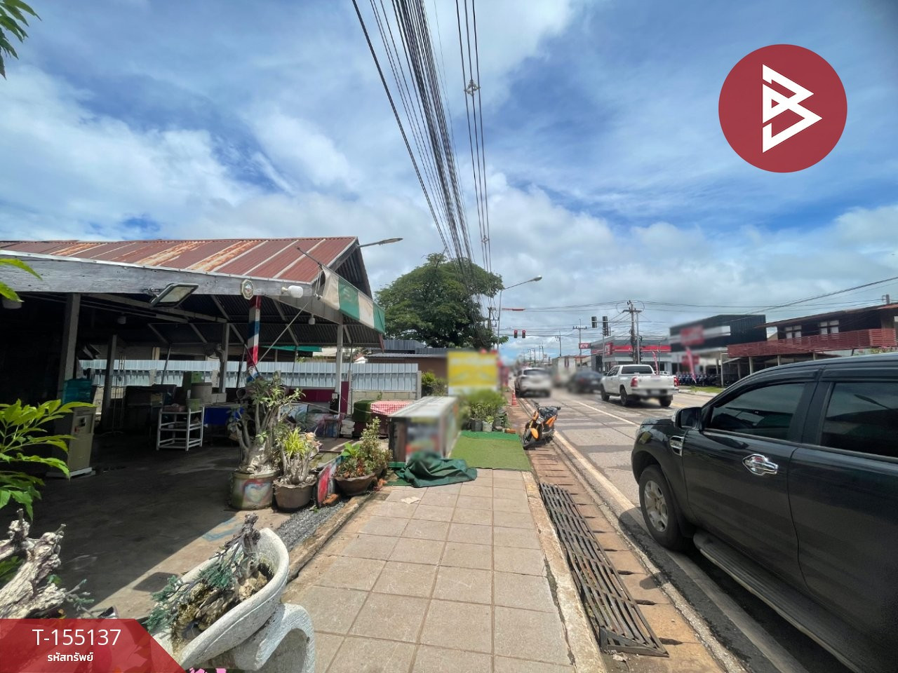 ขายบ้านเดี่ยว เนื้อที่ 130 ตร.วา เจริญศิลป์ สกลนคร ทำเลธุรกิจ ติดหนองทุ่งมน