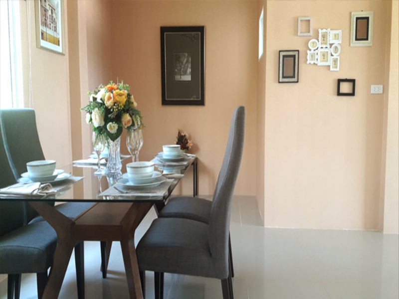 Temsiri-Priva-Nongchok-Prachasamran